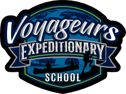 voyageurs school logo